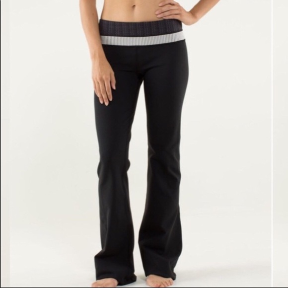 Lululemon reversible groove pant - dark grey - Picture 8 of 8